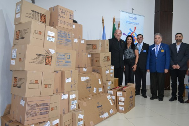 Rotary-Parobé - kits escolares