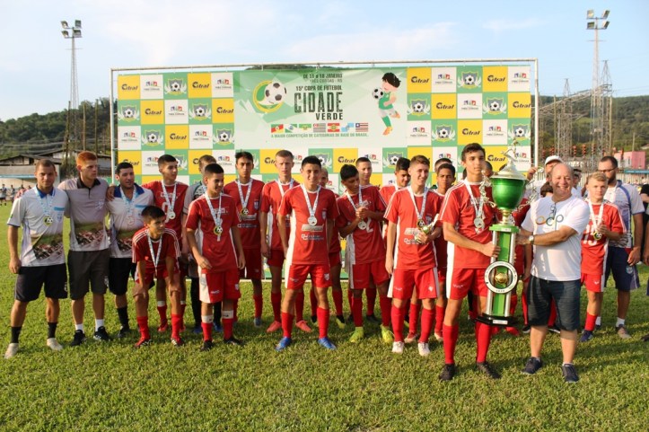 Casa Lar campeã sub15