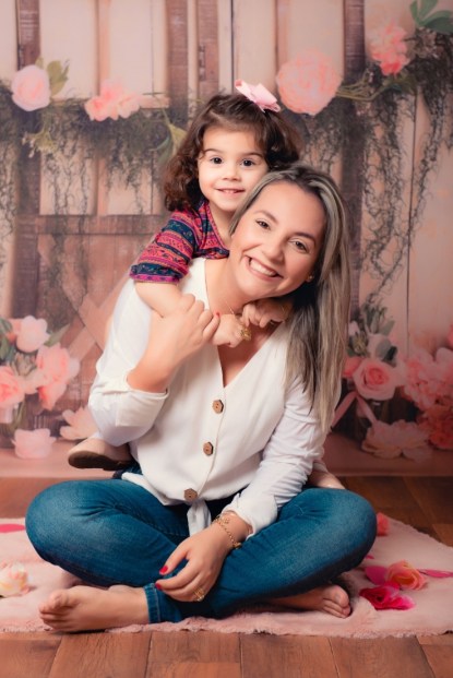 Débora Mattos Filha Maria Clara - Lucas Lourenço