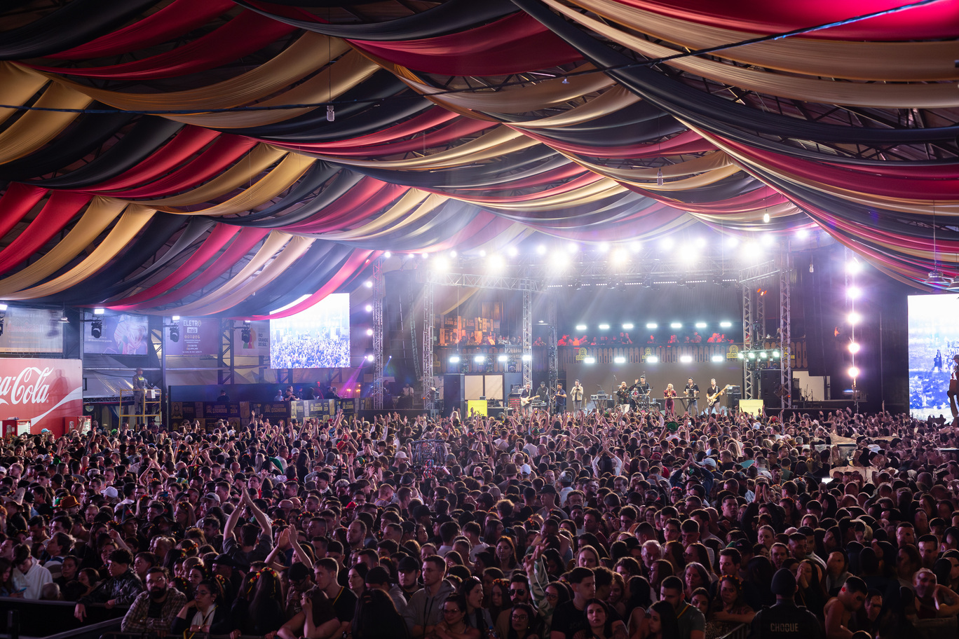 Com mais de 80 atrações e nove palcos, 37ª Oktoberfest de Igrejinha começa na próxima semana