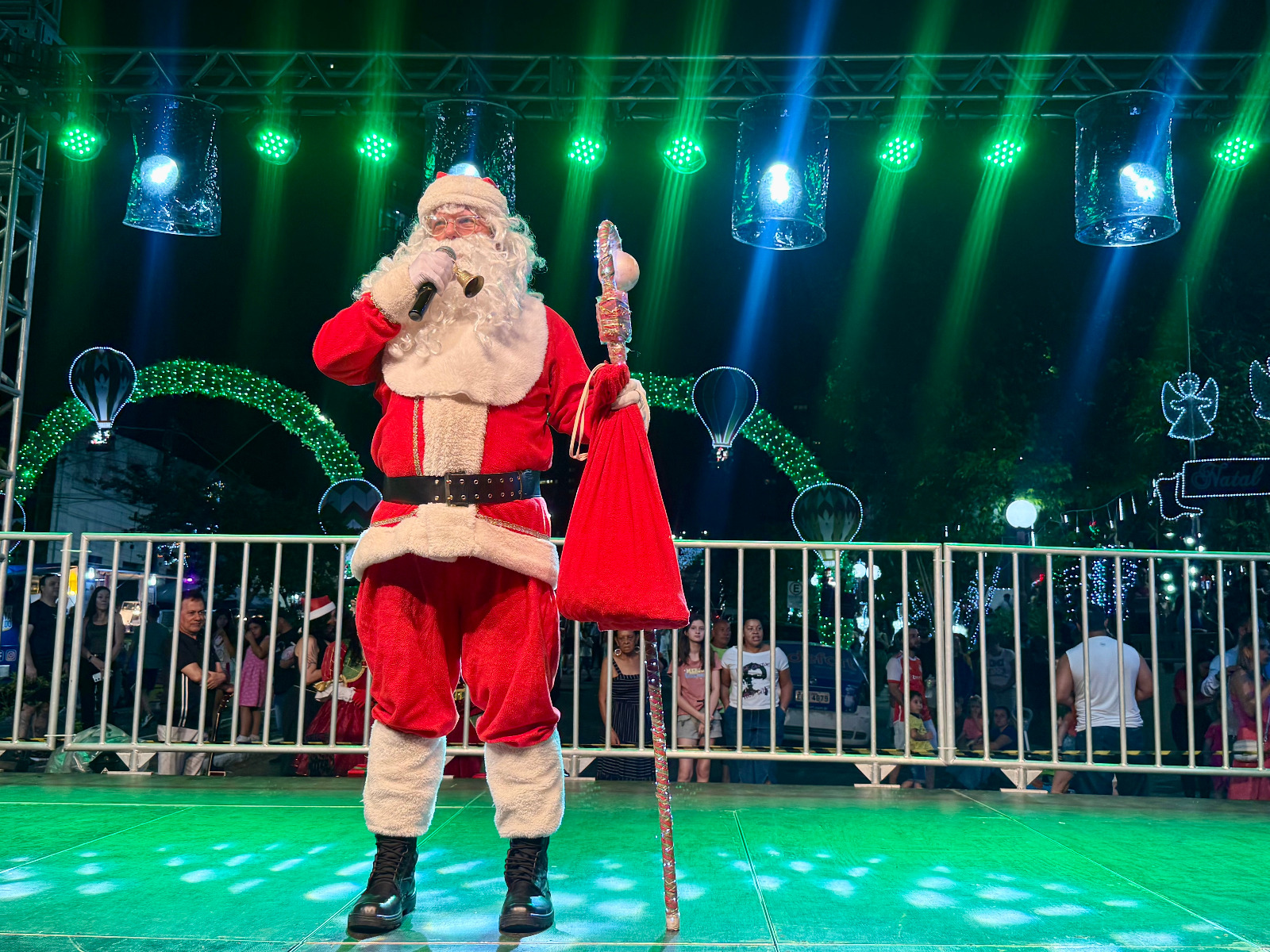 Natal Mágico de Taquara 2026 inicia dia 15 de novembro com desfile temático e acendimento das luzes; veja as atrações