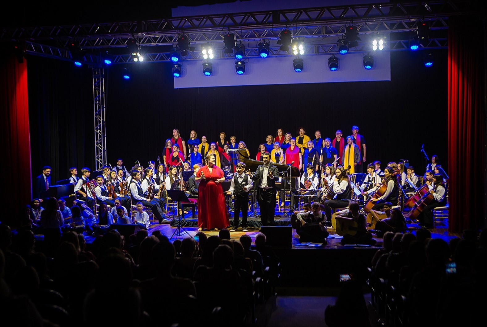 Evento solidário apresenta música como instrumento e fraternidade como propósito em Taquara